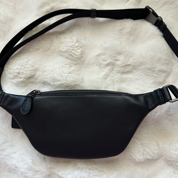 Coach Warren Mini Belt Bag in Signature Canvas for Men- NWOT. - Picture 5 of 13